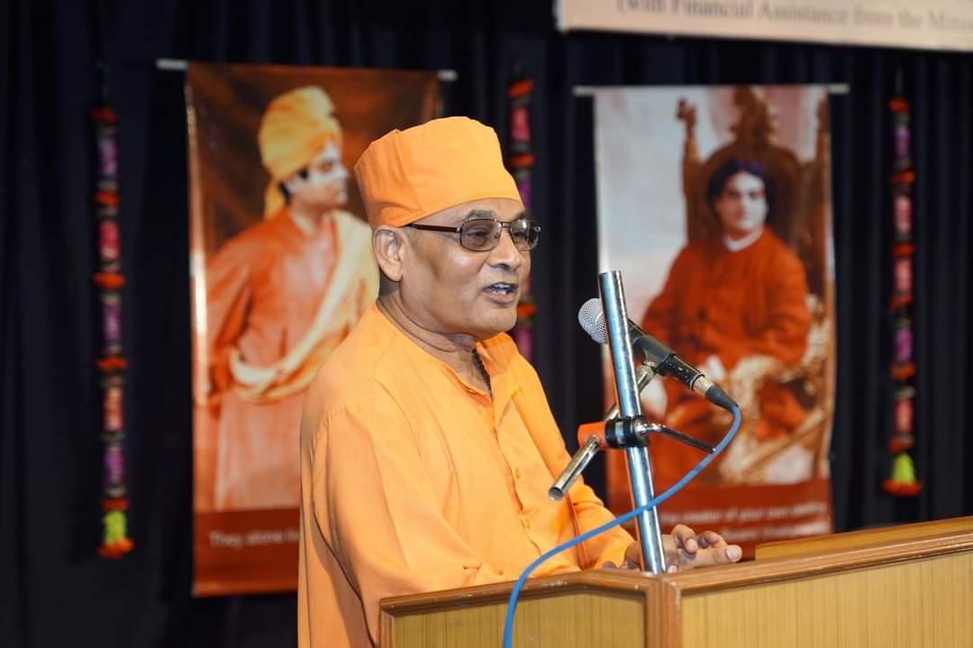 Swami Nikhileshwarananda 